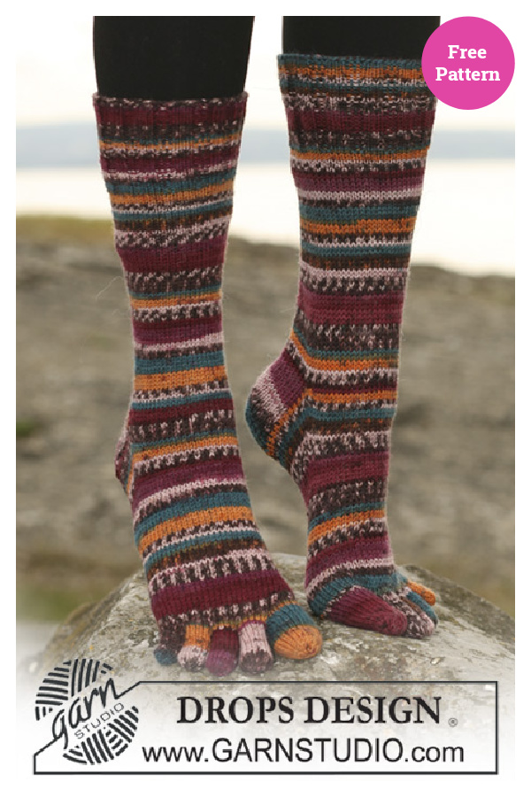 Socks with Toes Free Knitting Pattern