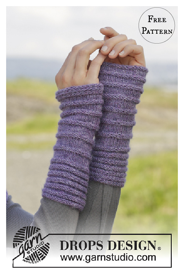 Chloe Wrist Warmers Free Knitting Pattern