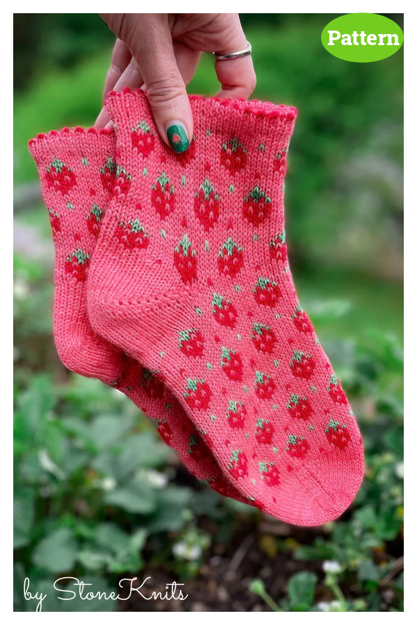 Itty Bitty Berry Socks Knitting Pattern