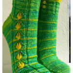 Dandelion Socks Knitting Pattern