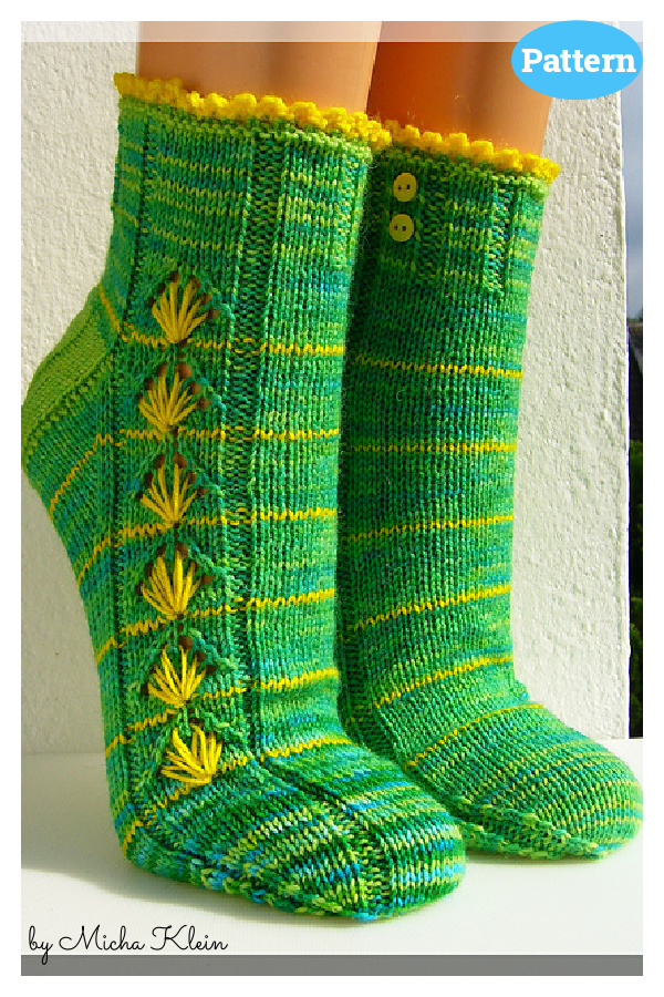 Dandelion Socks Knitting Pattern