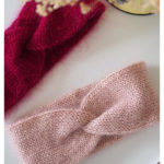 Headband with a Twist Free Knitting Pattern