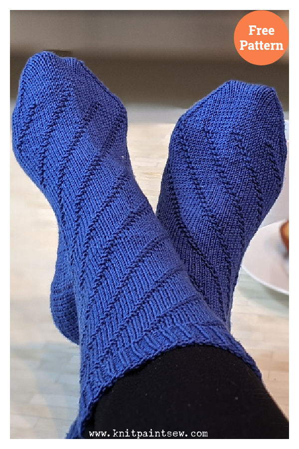 Easy Spiral Socks Free Knitting Pattern