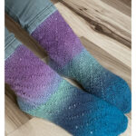 Swirl Socks Free Knitting Pattern