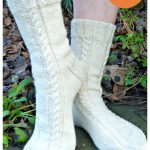 Easy Cable Socks Free Knitting Pattern