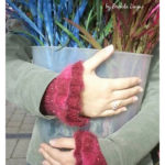 Mrs Beeton Wrist Cuffs Free Knitting Pattern