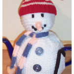 Frosty the Snowman Tea Cosy Free Knitting Pattern
