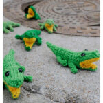 Baby Gators Free Knitting Pattern