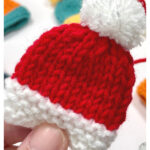 Tiny Little Santa Hats Free Knitting Pattern