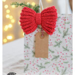 Holly Red Bow Free Knitting Pattern