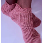 Lyne Socks Free Knitting Pattern