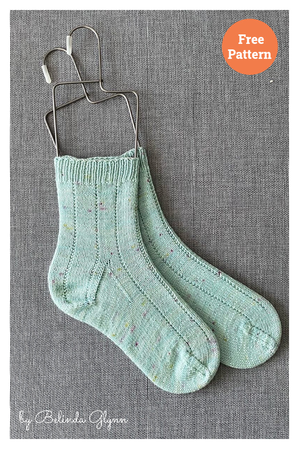 Simple Garter Rib Socks Free Knitting Pattern 