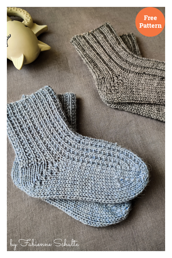 Stretchy Baby Socks Free Knitting Pattern