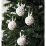 Bulky Baubles Free Knitting Pattern