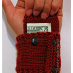 Wrister Wallet Free Knitting Pattern
