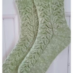 Leafy Socks Free Knitting Pattern