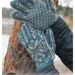 Glacier Green Gloves Free Knitting Pattern