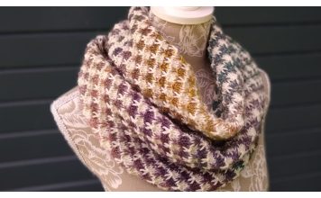 Just Tone It Cowl Free Knitting Pattern