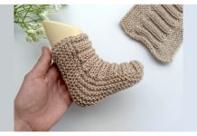 No-Heel Baby Socks Free Knitting Pattern and Video Tutorial