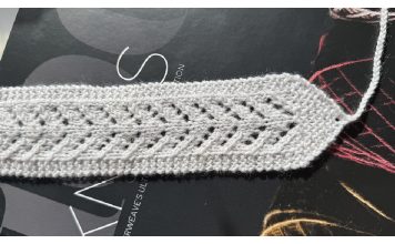 Lace Bookmark Free Knitting Pattern and Video Tutorial