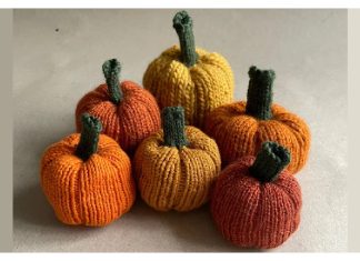 Mini Pumpkins Free Knitting Pattern