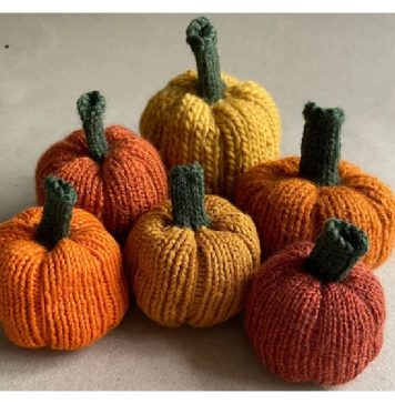 Mini Pumpkins Free Knitting Pattern